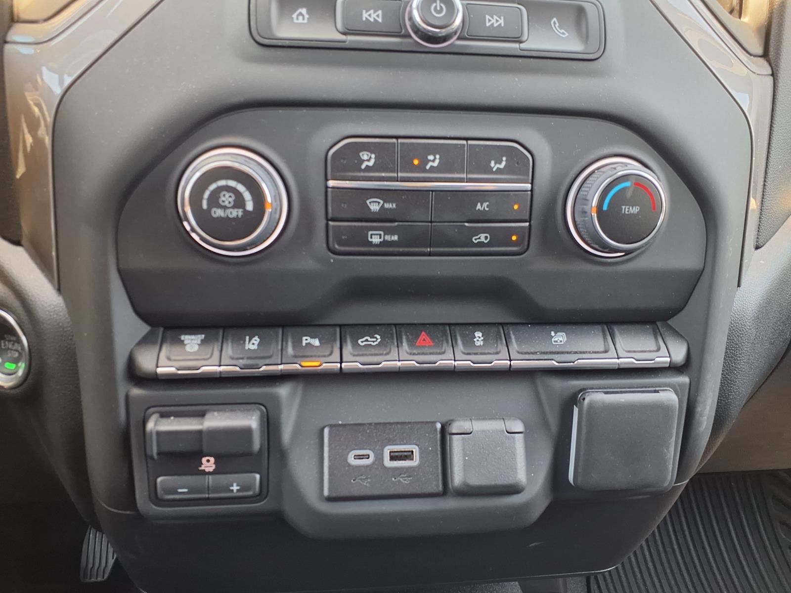2025 Chevrolet Silverado 2500 HD Custom