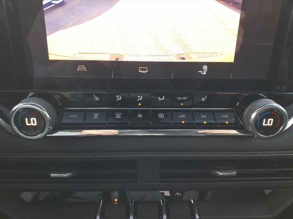 2025 Chevrolet Colorado WT/LT