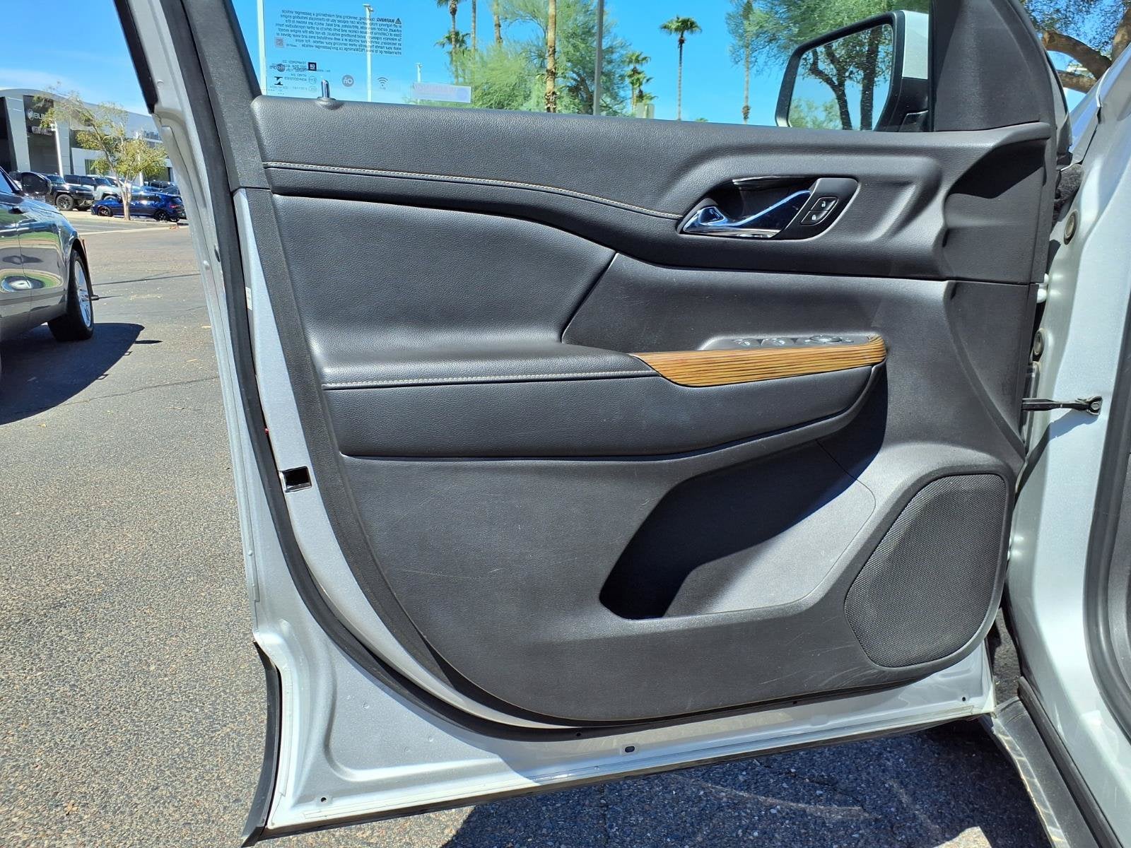 2020 GMC Acadia SLE