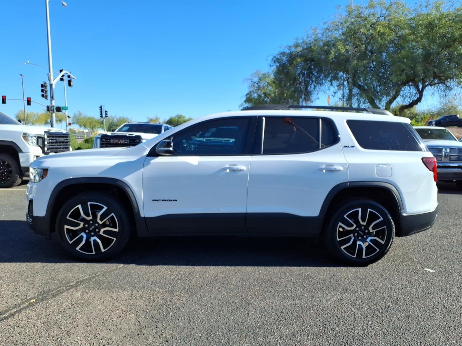 2021 GMC Acadia SLE