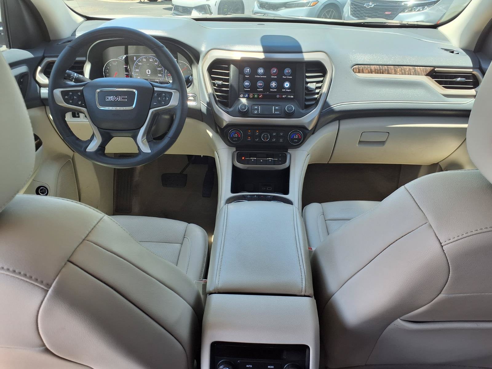 2023 GMC Acadia Denali