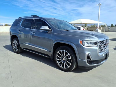 2022 GMC Acadia Denali