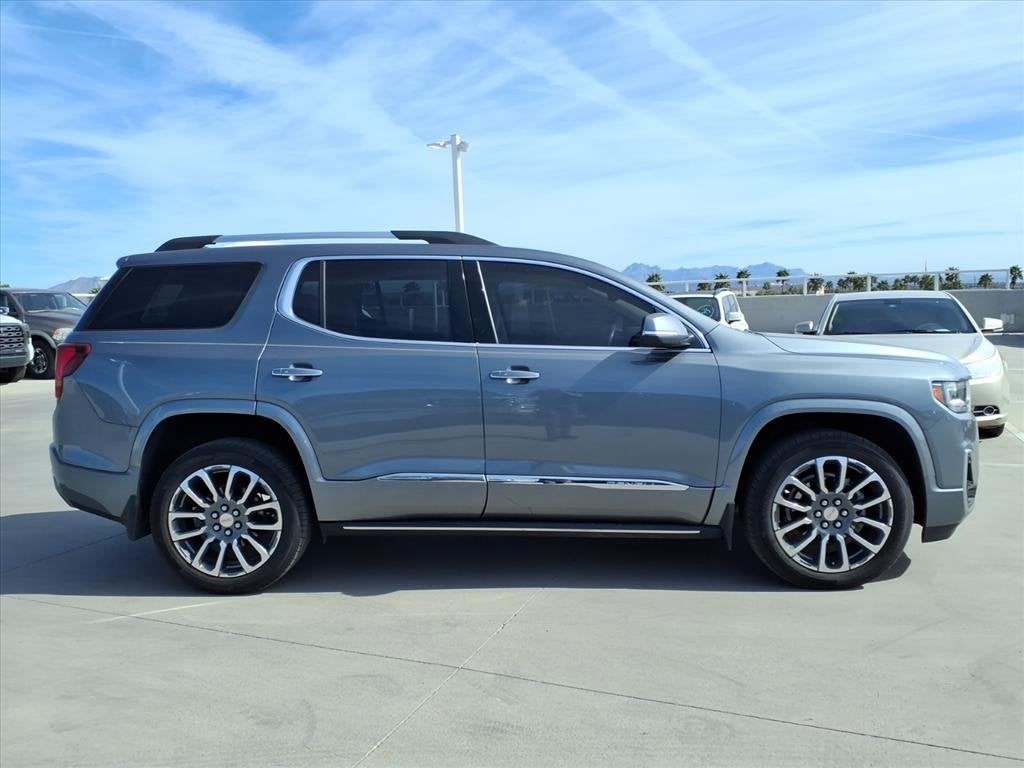 2022 GMC Acadia Denali