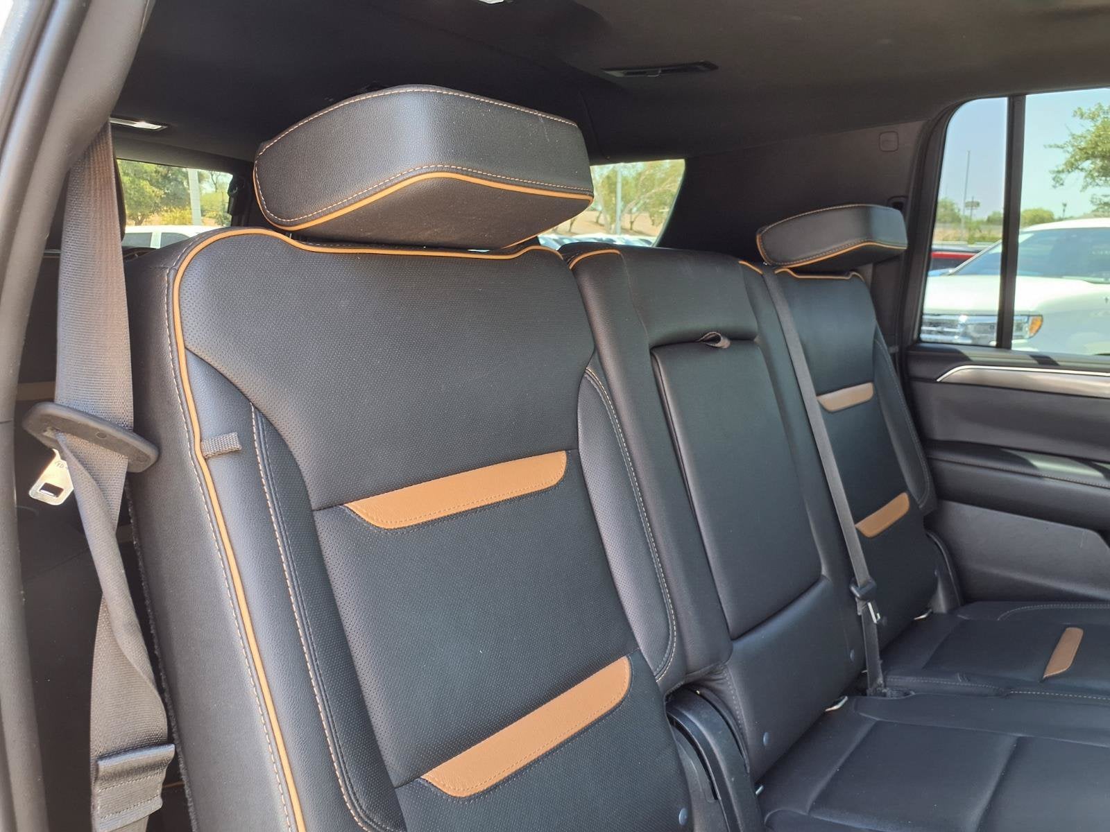 2021 GMC Yukon XL AT4