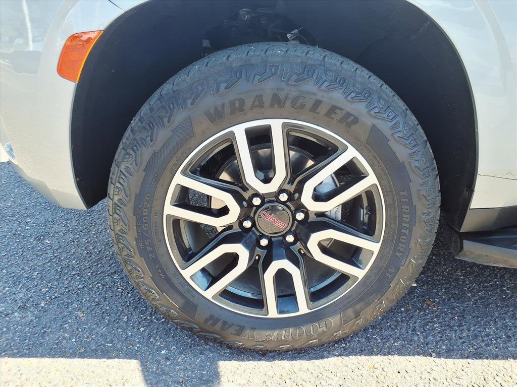 2024 GMC Yukon XL AT4