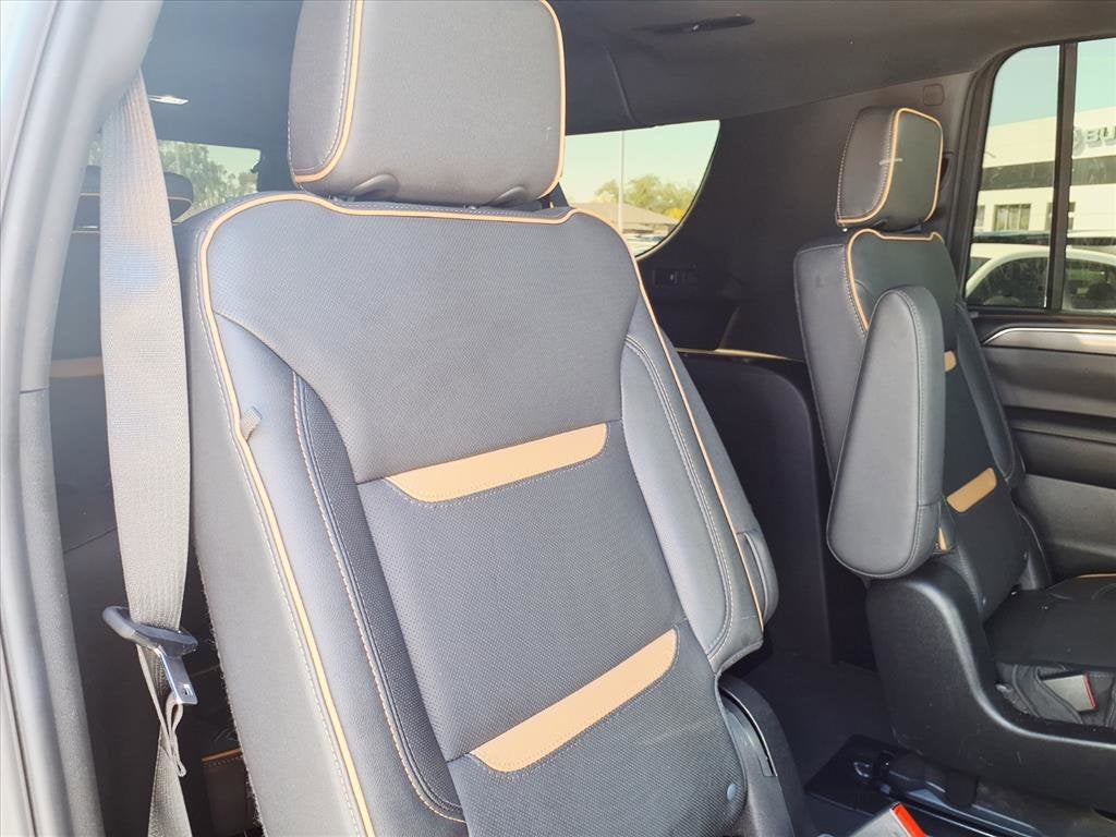 2024 GMC Yukon XL AT4