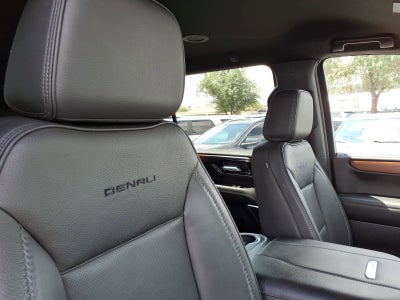 2025 GMC Yukon XL Denali
