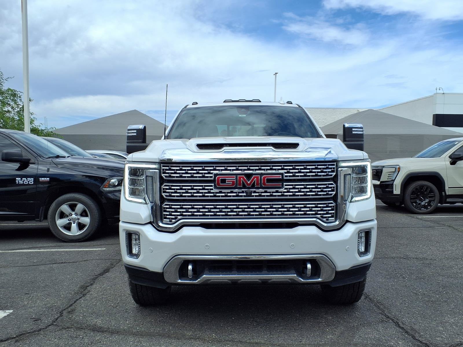 2023 GMC Sierra 2500 HD Denali