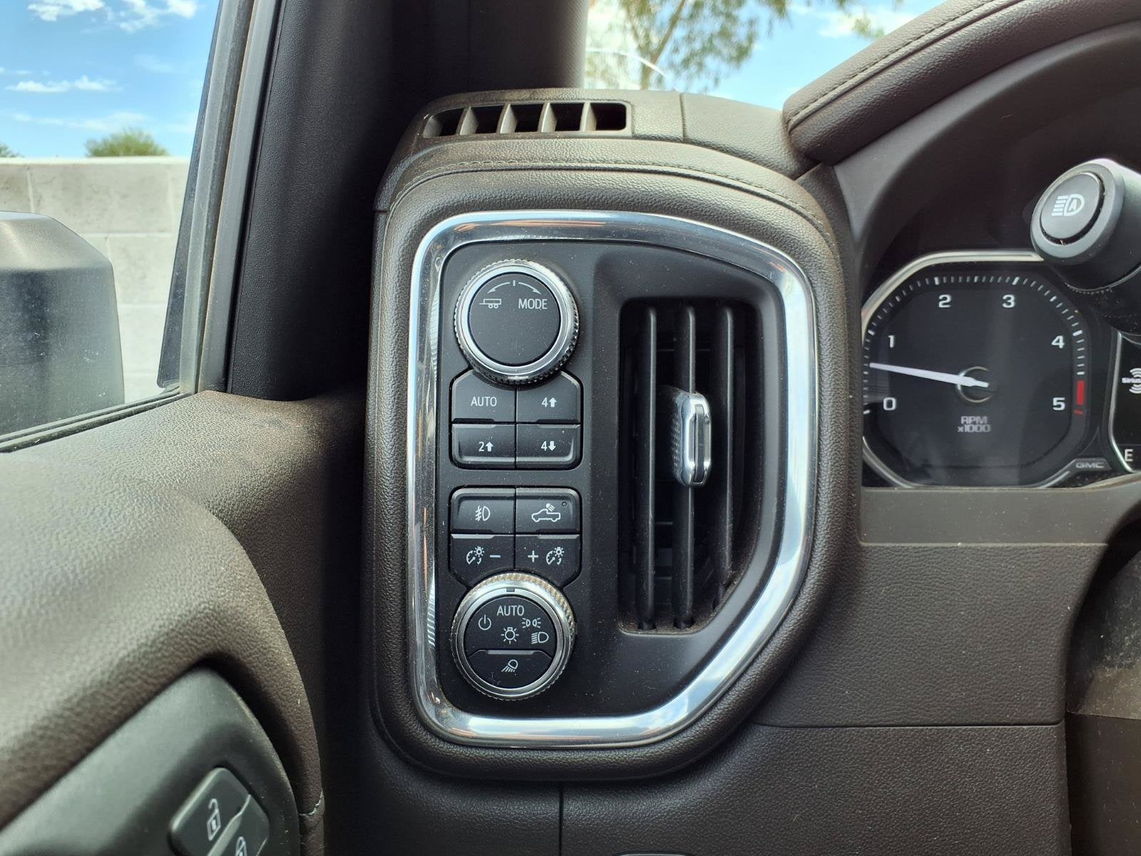 2023 GMC Sierra 2500 HD Denali