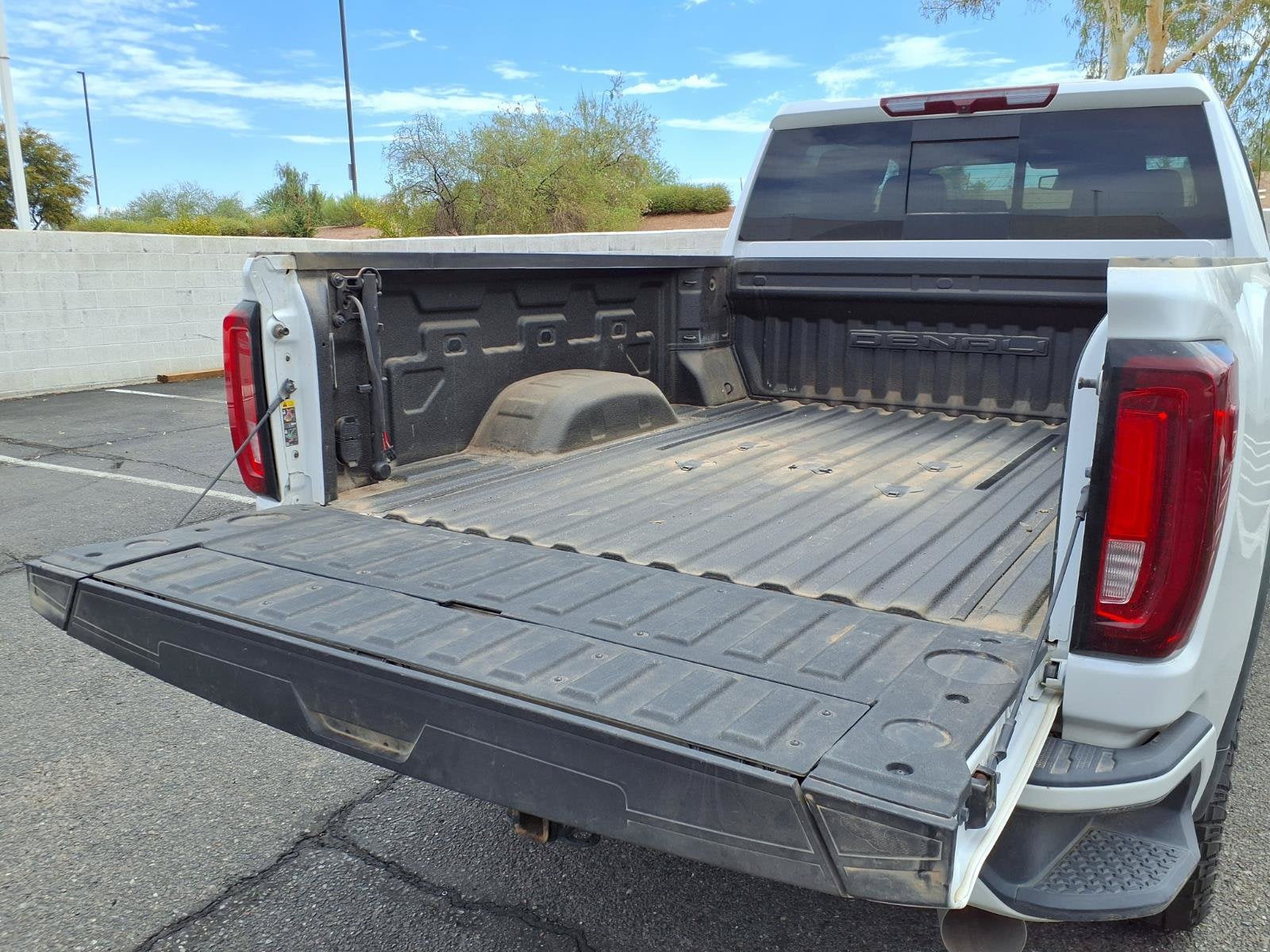 2023 GMC Sierra 2500 HD Denali