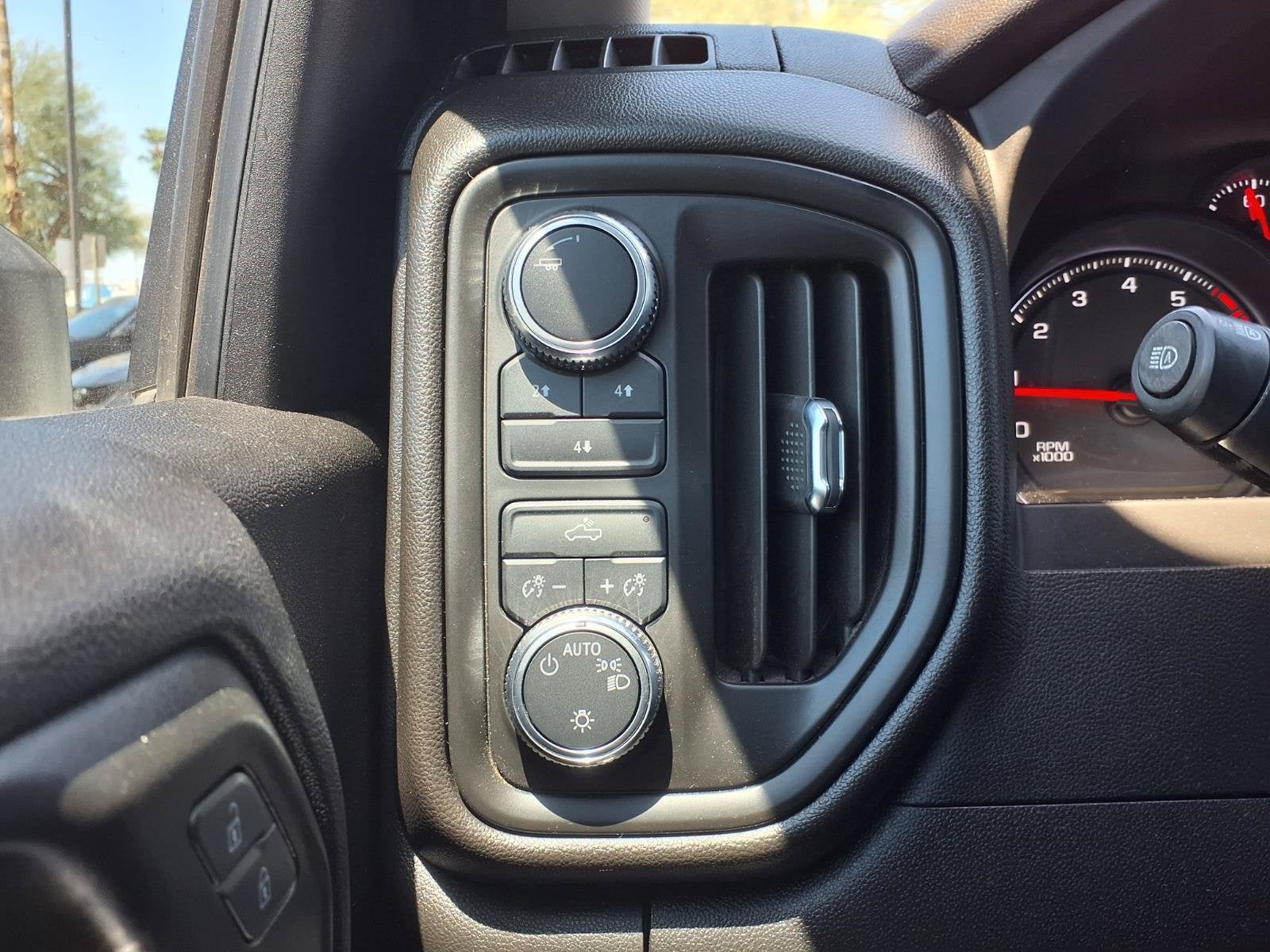 2024 GMC Sierra 2500 HD Pro