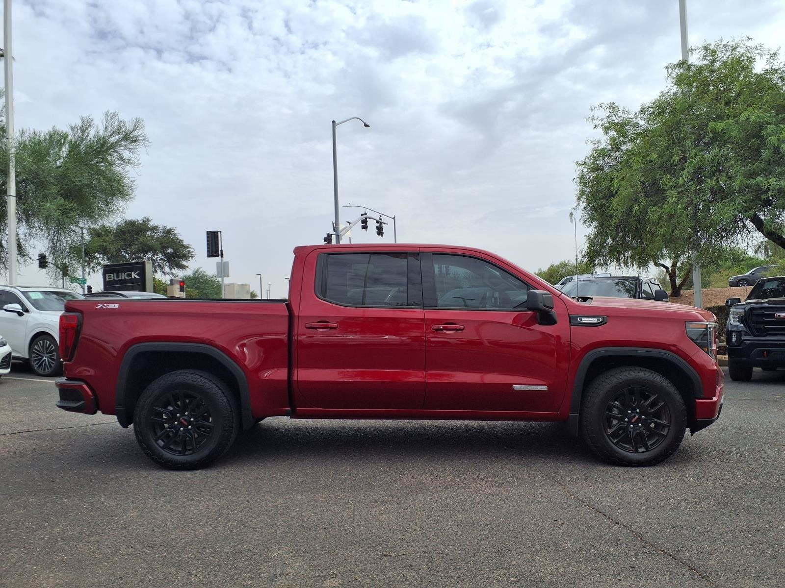 2024 GMC Sierra 1500 Elevation