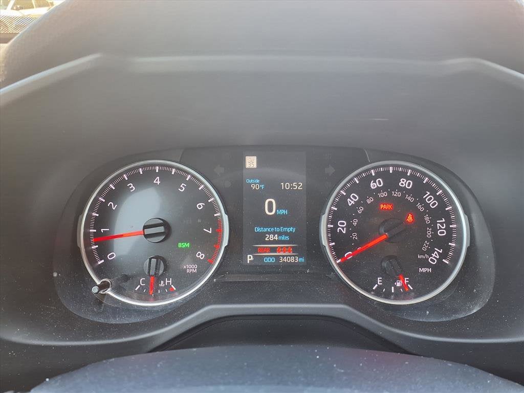 2022 Toyota RAV4 XLE