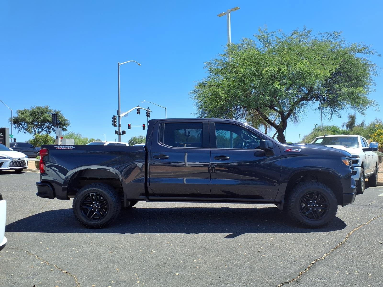 2022 Chevrolet Silverado 1500 Custom Trail Boss