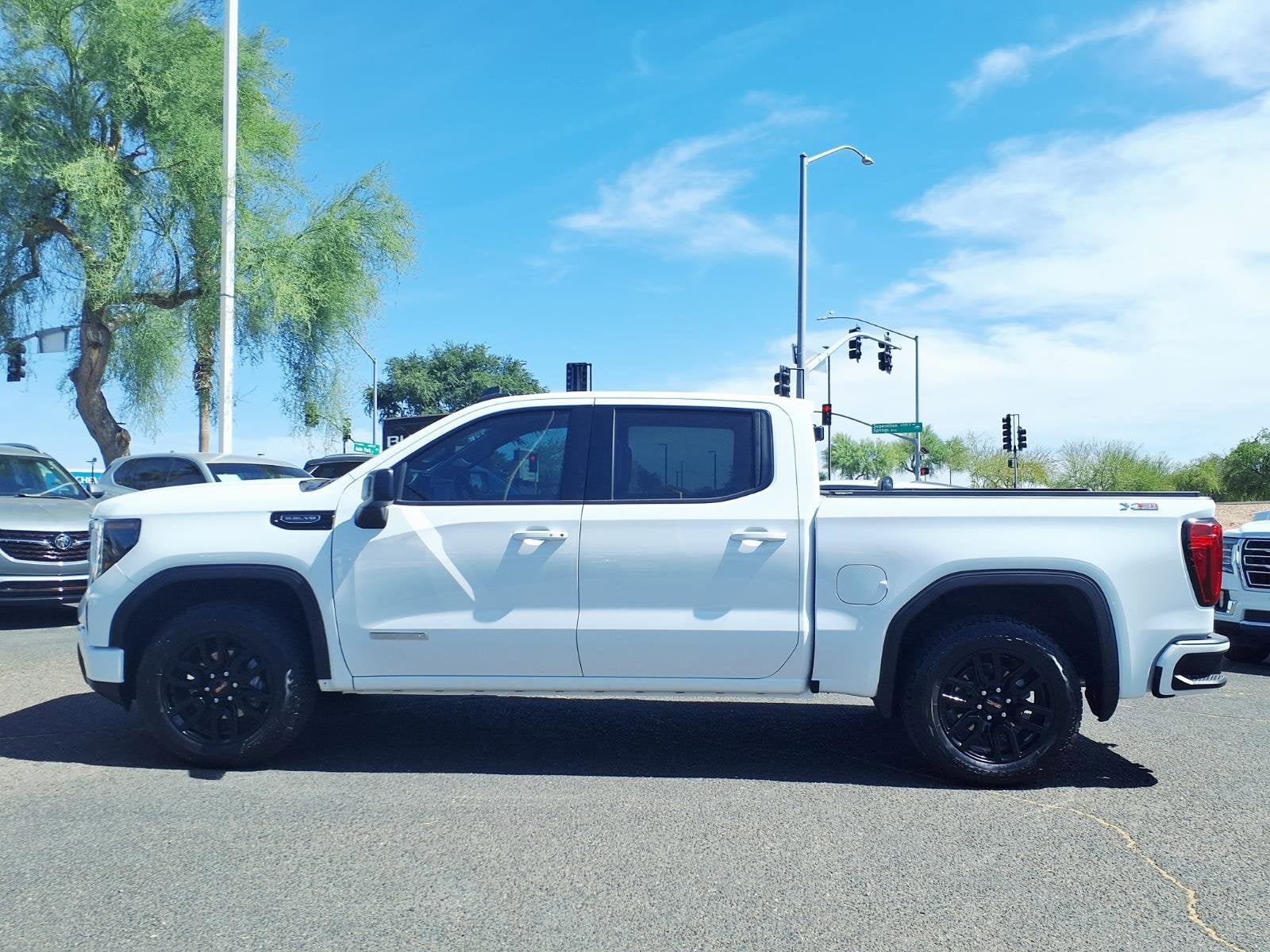 2025 GMC Sierra 1500 Elevation