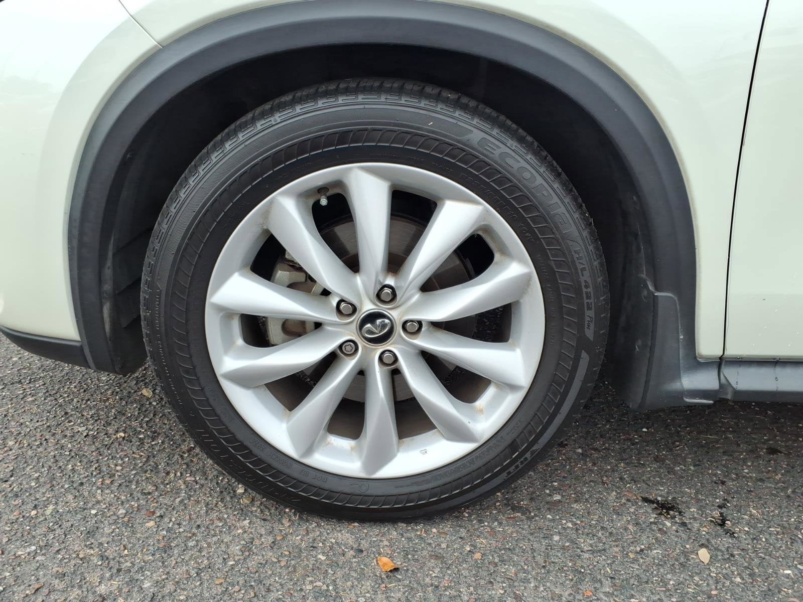 2019 INFINITI QX50 ESSENTIAL