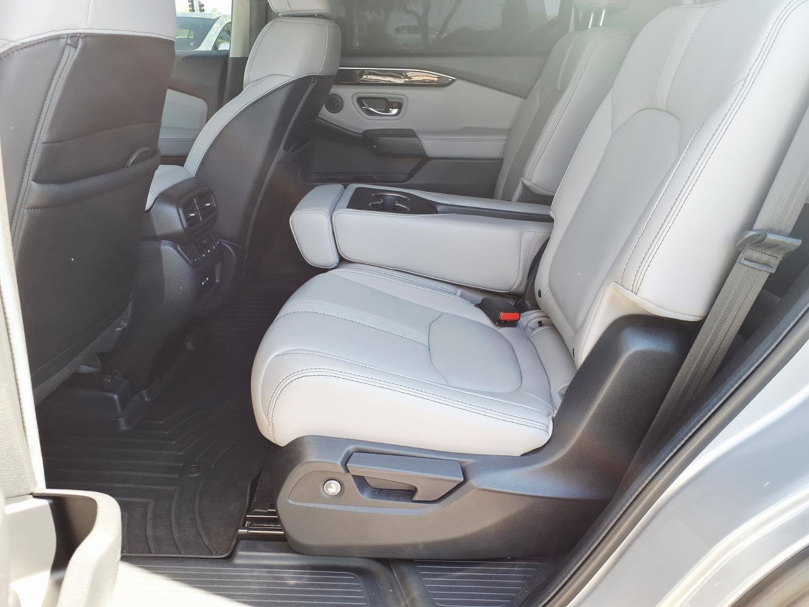 2024 Honda Pilot EX-L 8 Passenger