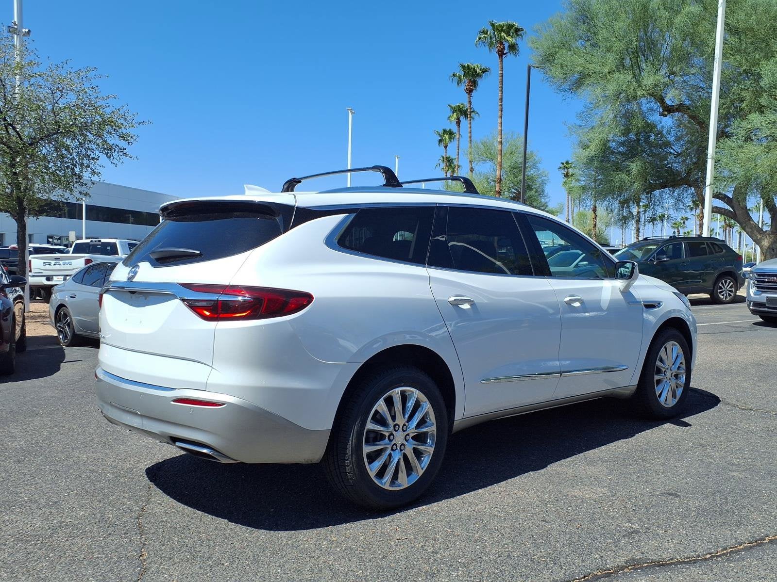 2021 Buick Enclave Essence