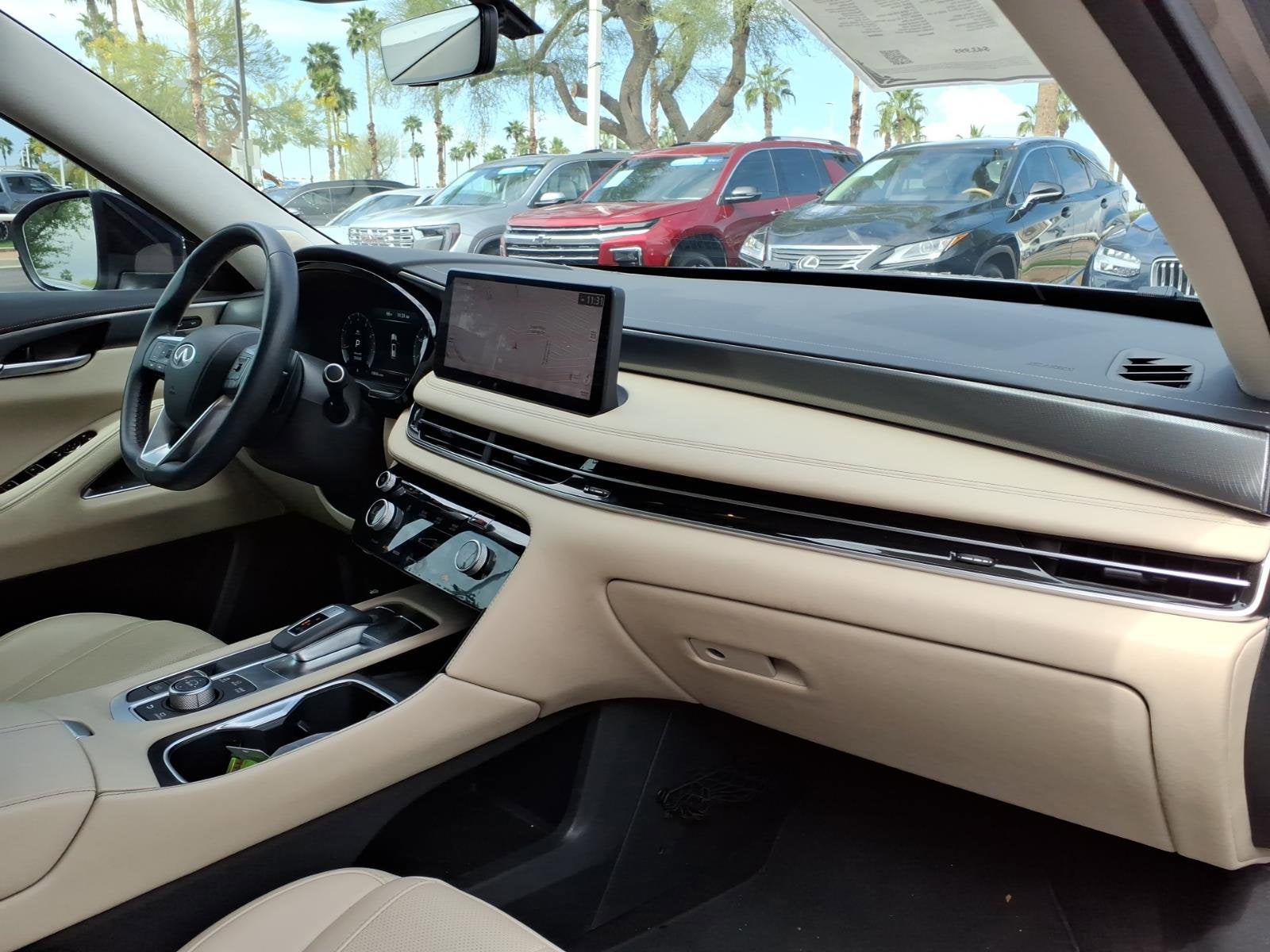 2025 INFINITI QX60 LUXE