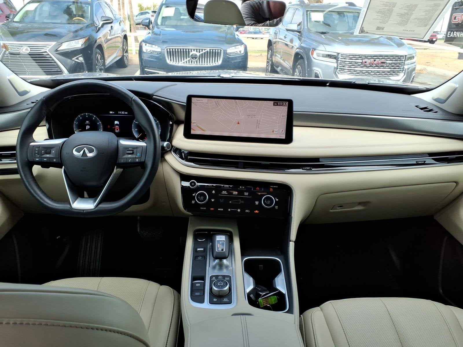 2025 INFINITI QX60 LUXE