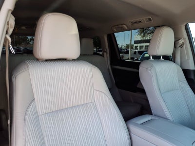 2015 Toyota Highlander LE