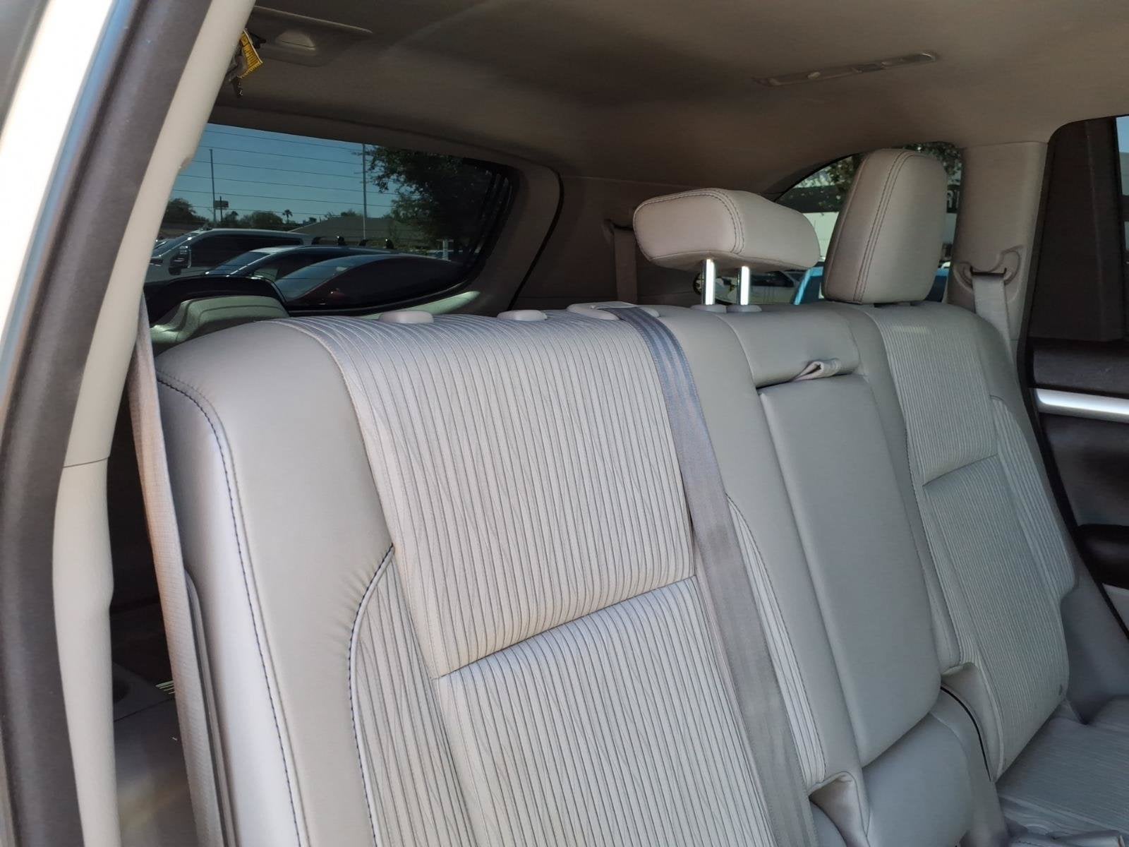 2015 Toyota Highlander LE