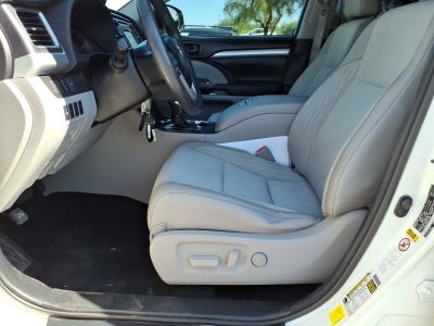 2015 Toyota Highlander LE