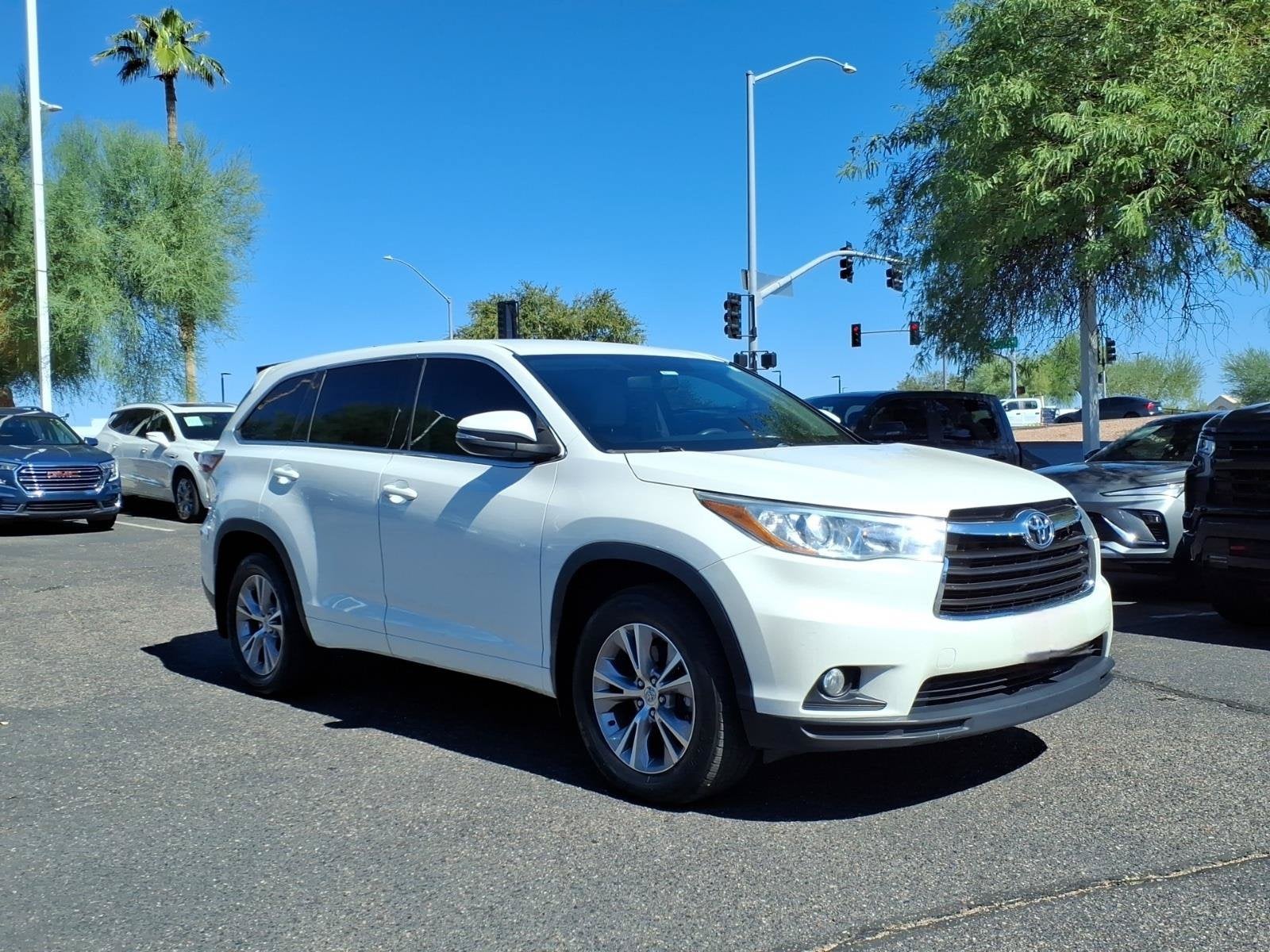 2015 Toyota Highlander LE