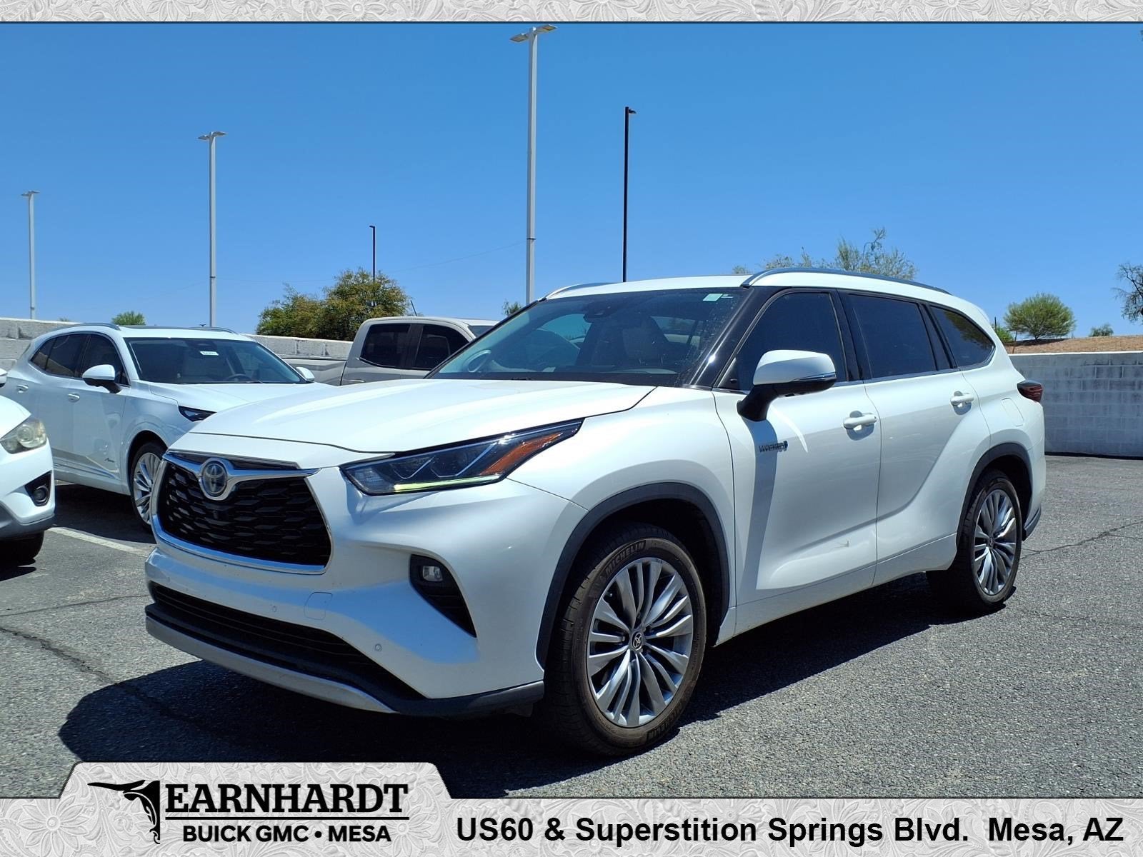 2021 Toyota Highlander Hybrid Platinum