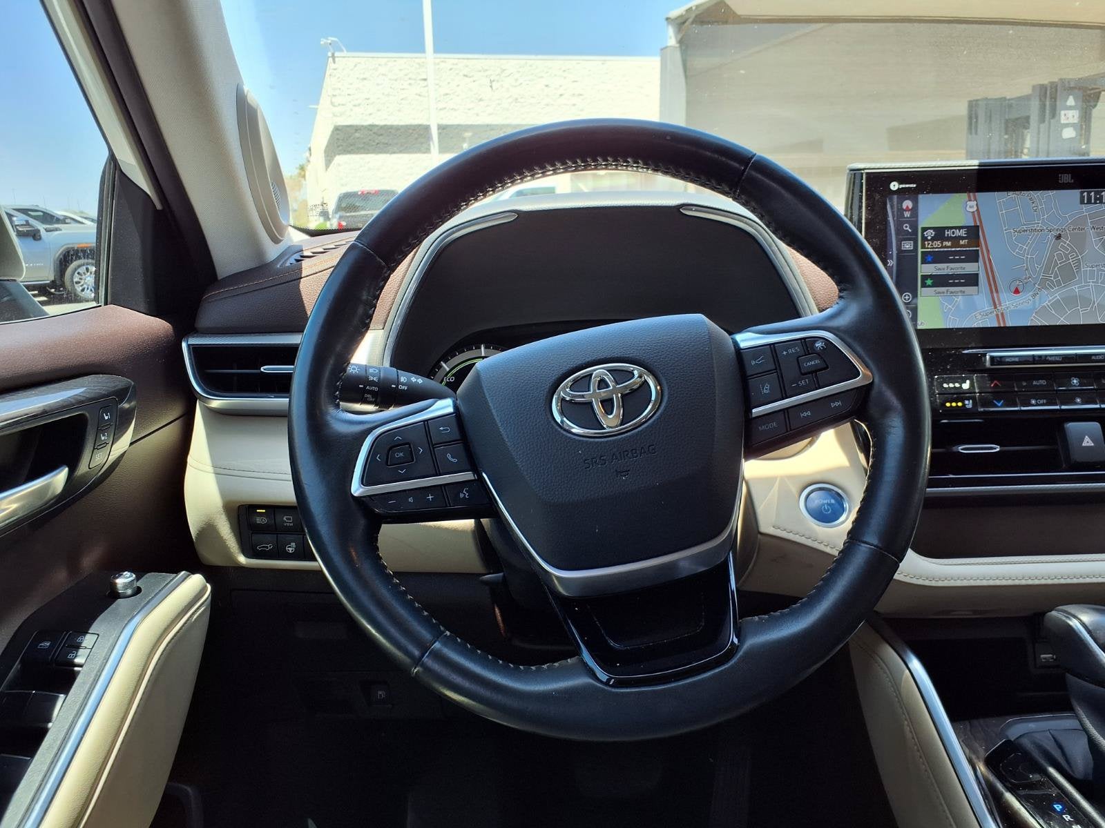 2021 Toyota Highlander Hybrid Platinum