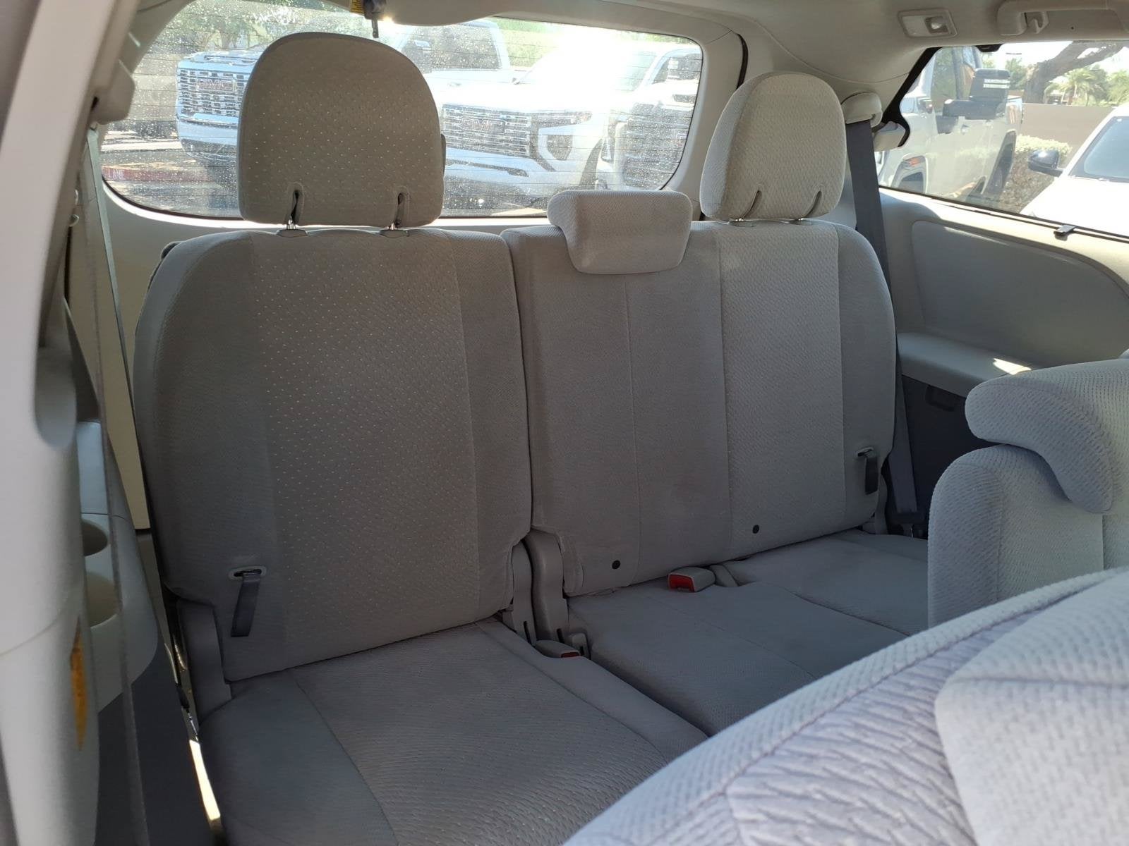 2013 Toyota Sienna LE AAS