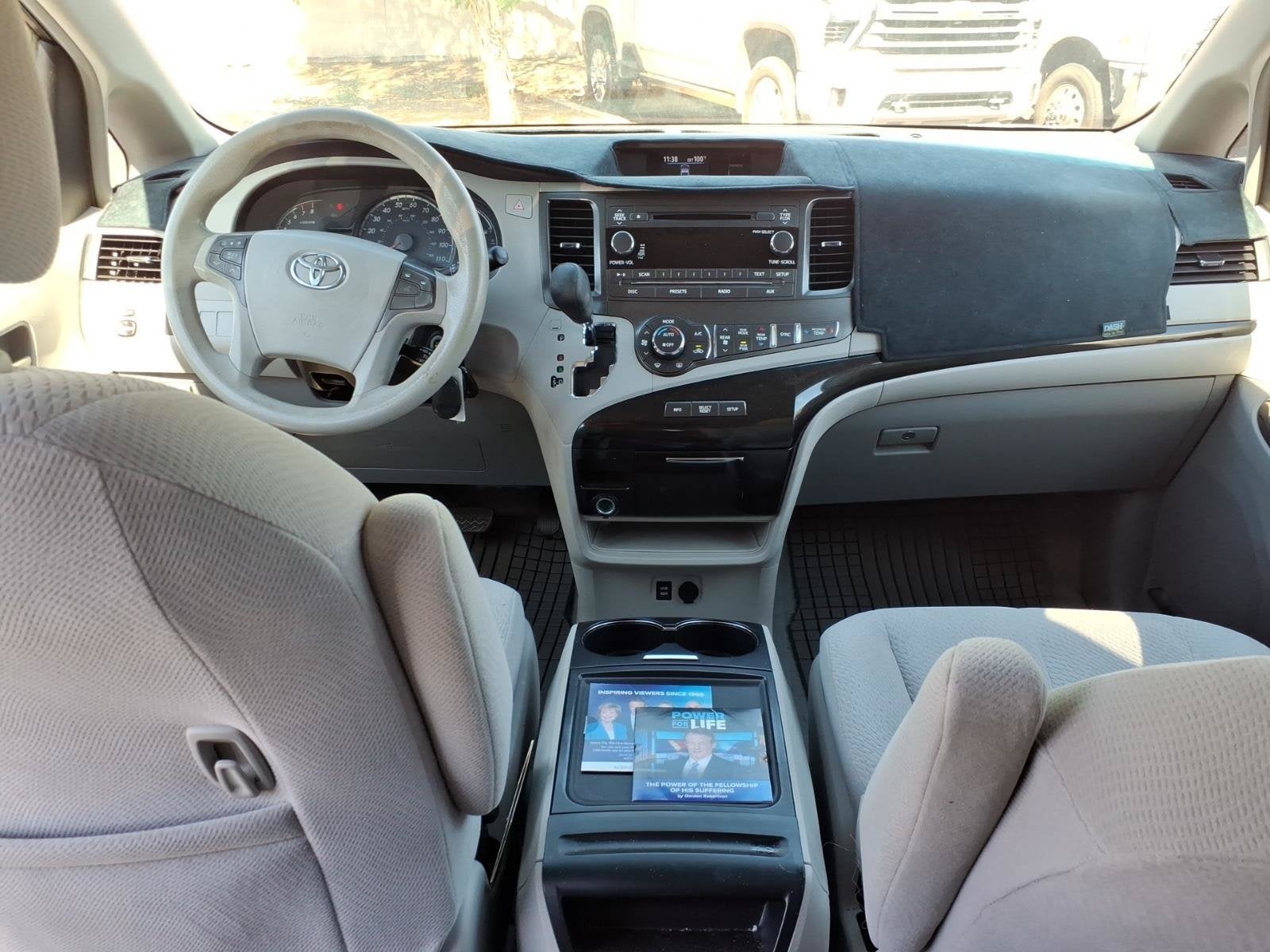 2013 Toyota Sienna LE AAS