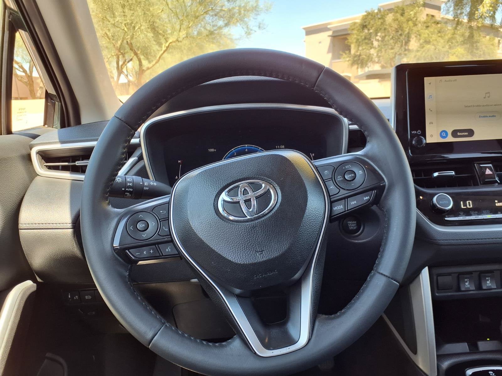 2025 Toyota Corolla Cross XLE