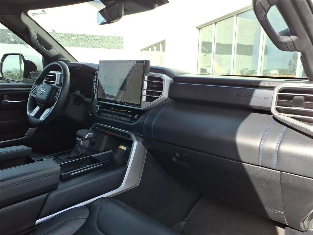 2023 Toyota Sequoia SR5