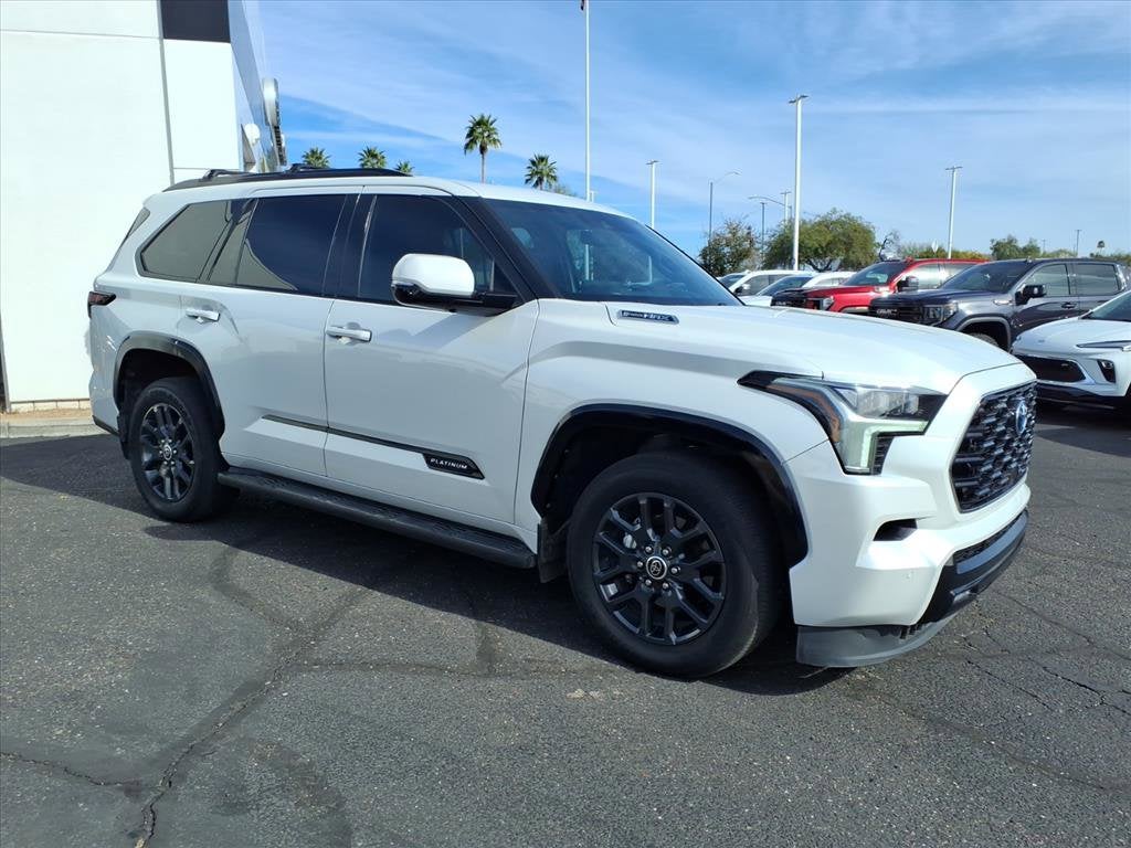 2023 Toyota Sequoia SR5