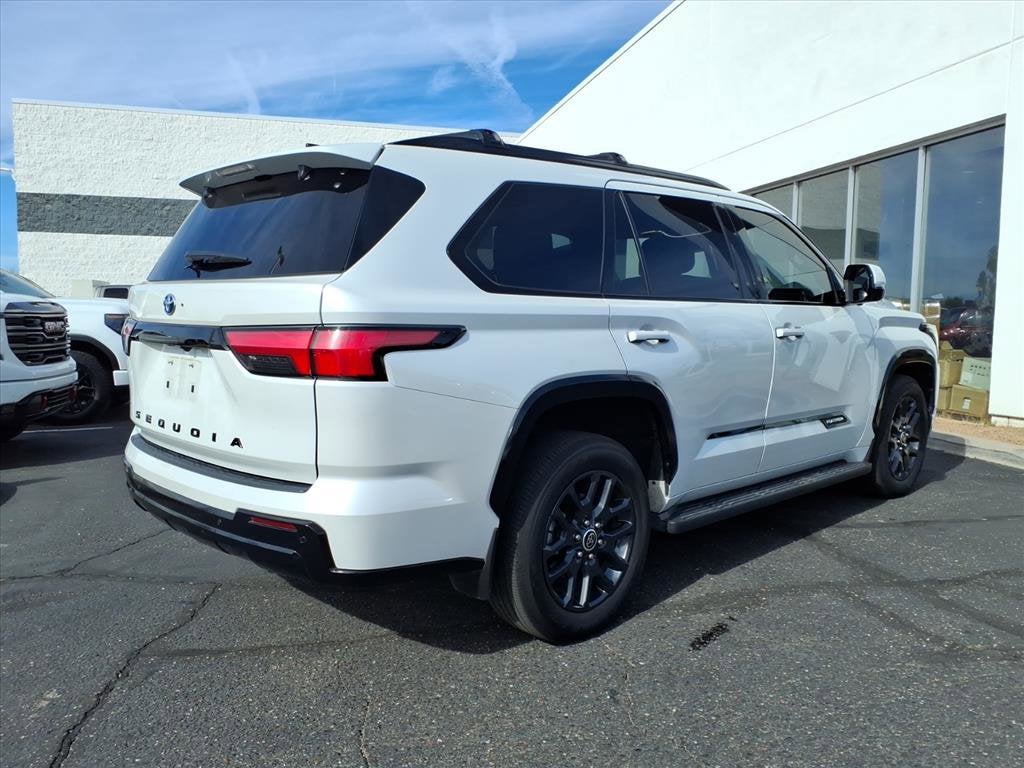 2023 Toyota Sequoia SR5