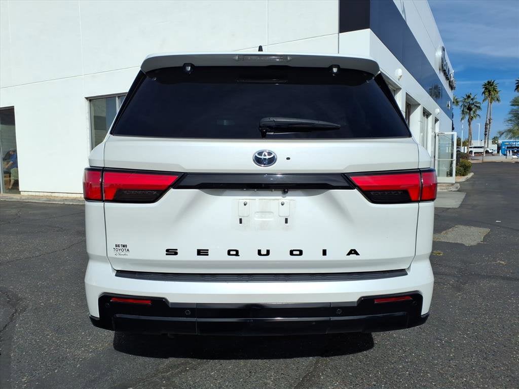2023 Toyota Sequoia SR5