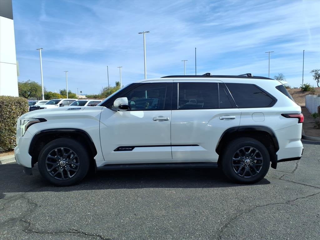 2023 Toyota Sequoia SR5
