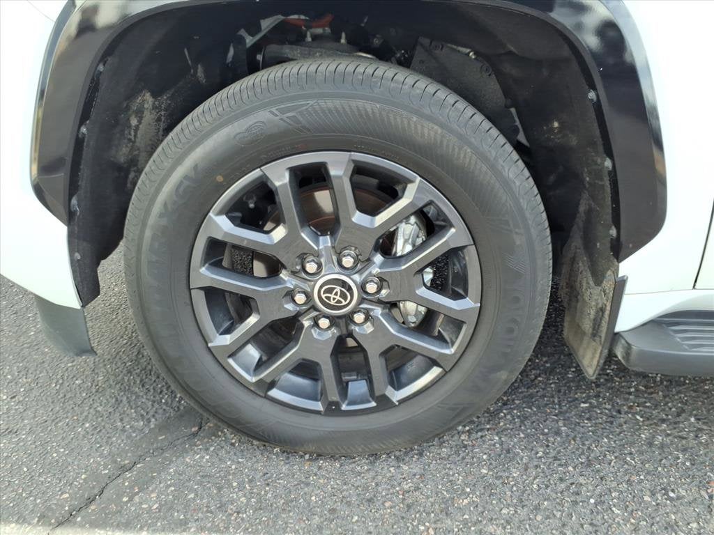 2023 Toyota Sequoia SR5