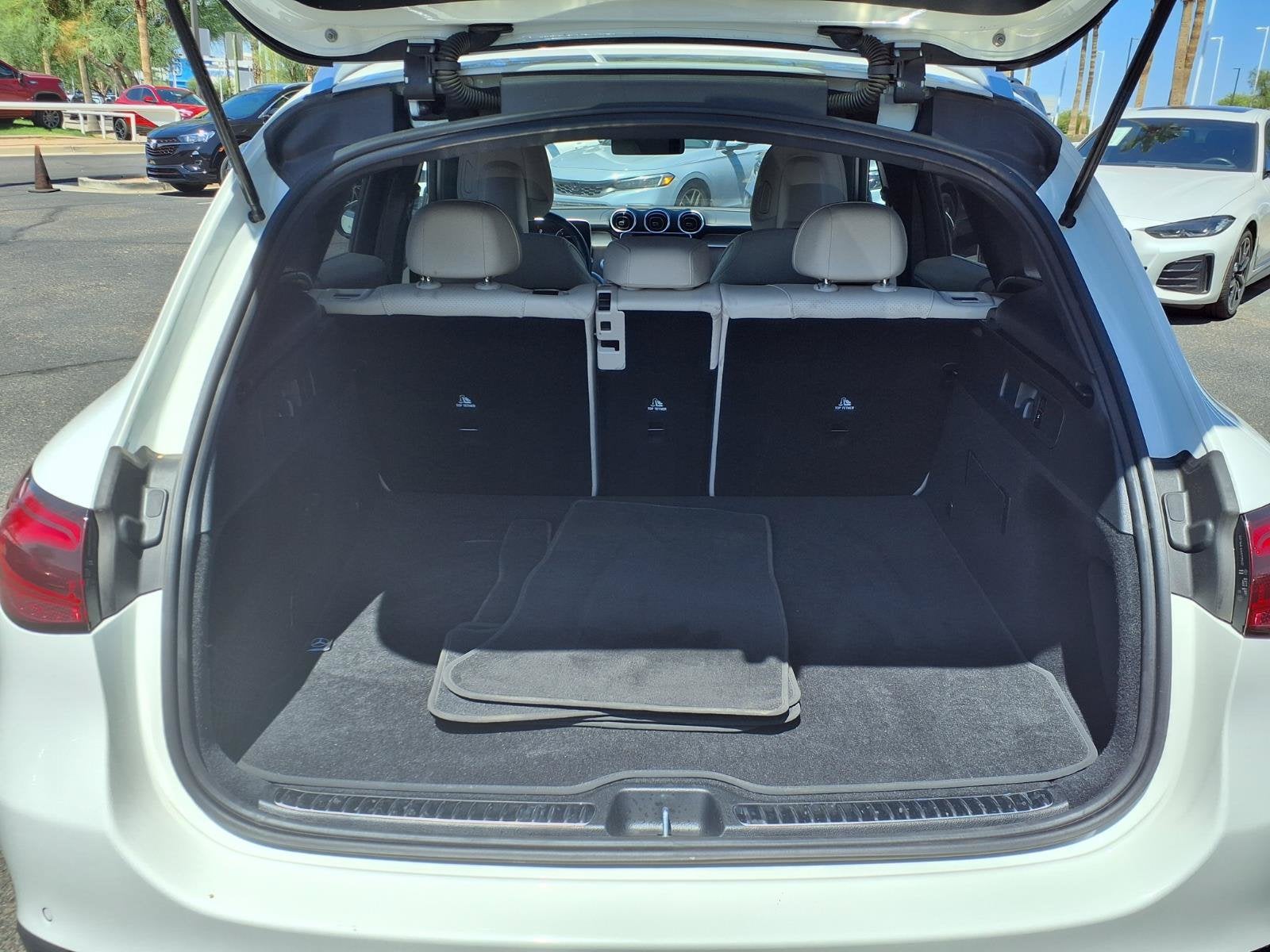 2024 Mercedes-Benz GLC GLC 300