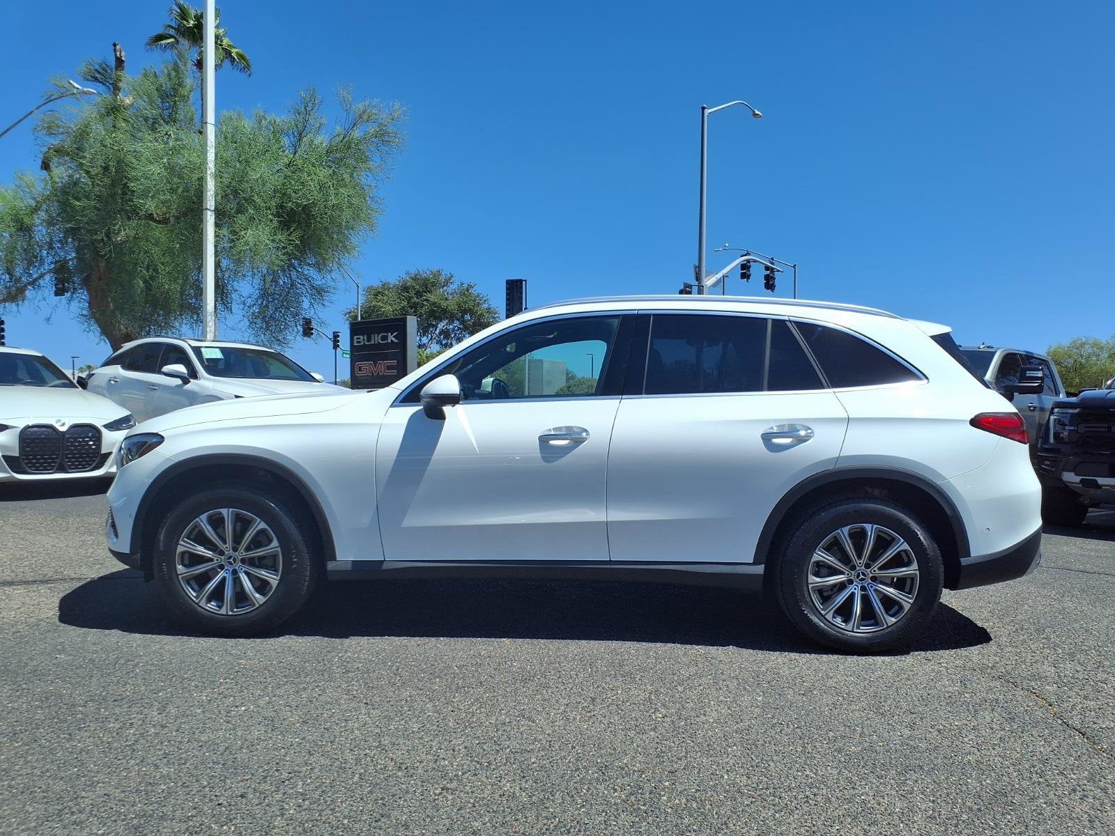 2024 Mercedes-Benz GLC GLC 300