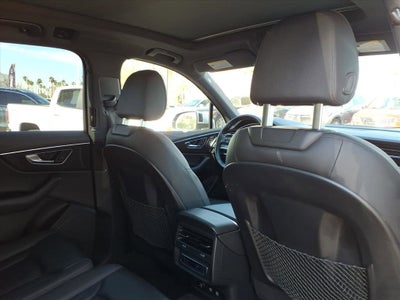 2020 Audi Q7 Premium