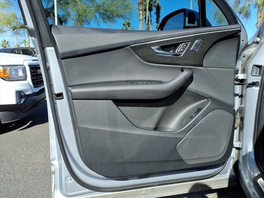 2020 Audi Q7 Premium