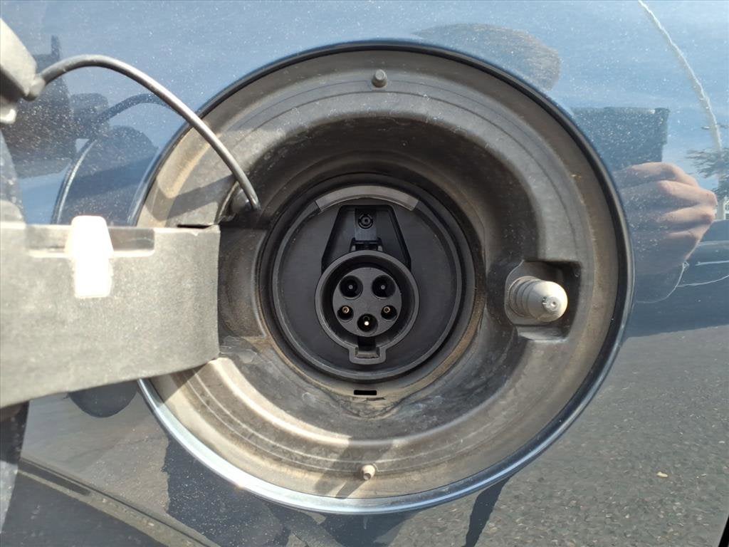 2025 Volvo XC90 Plug-In Hybrid Plus