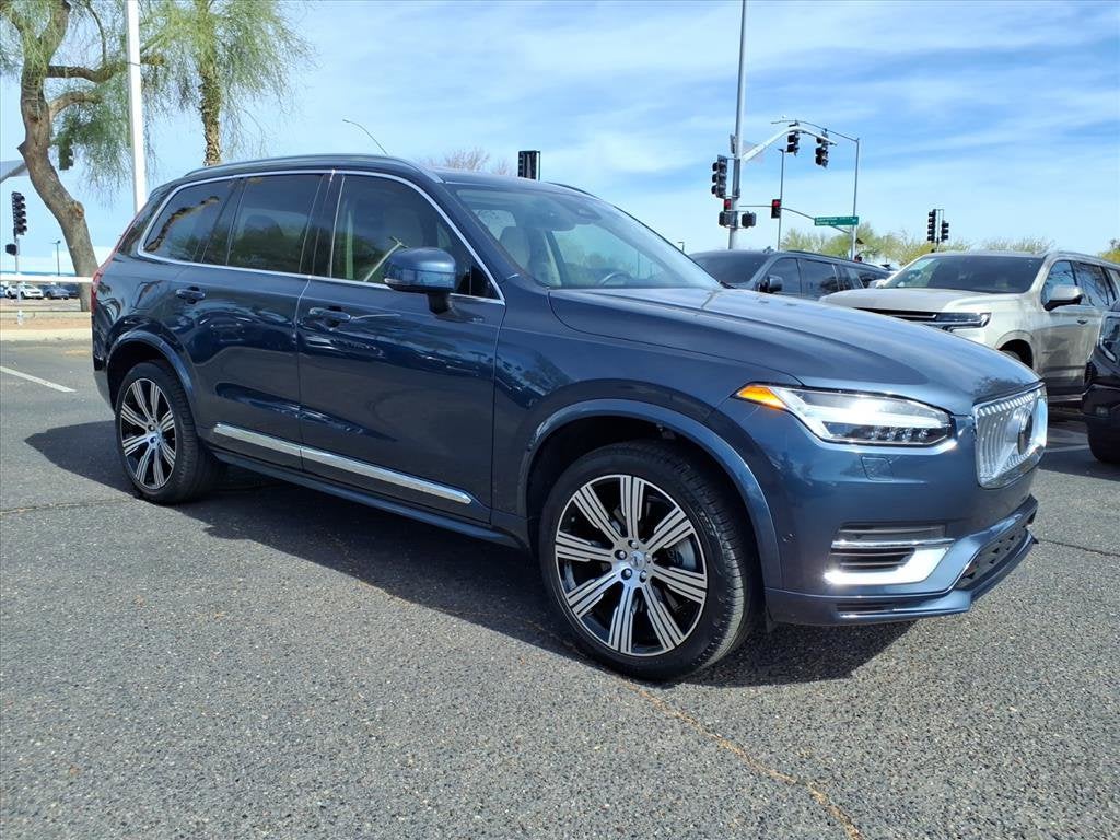 2025 Volvo XC90 Plug-In Hybrid Plus