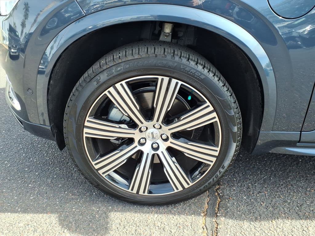 2025 Volvo XC90 Plug-In Hybrid Plus